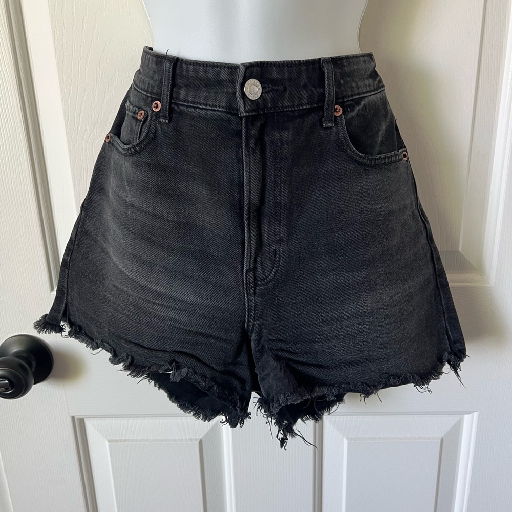 American Eagle Outfitters Black High-Rise Denim Shorts with Frayed Hem